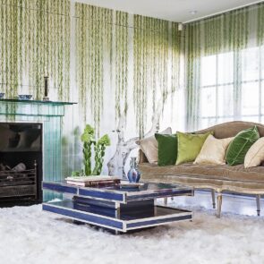 De Gournay Wisteria Wallpaper